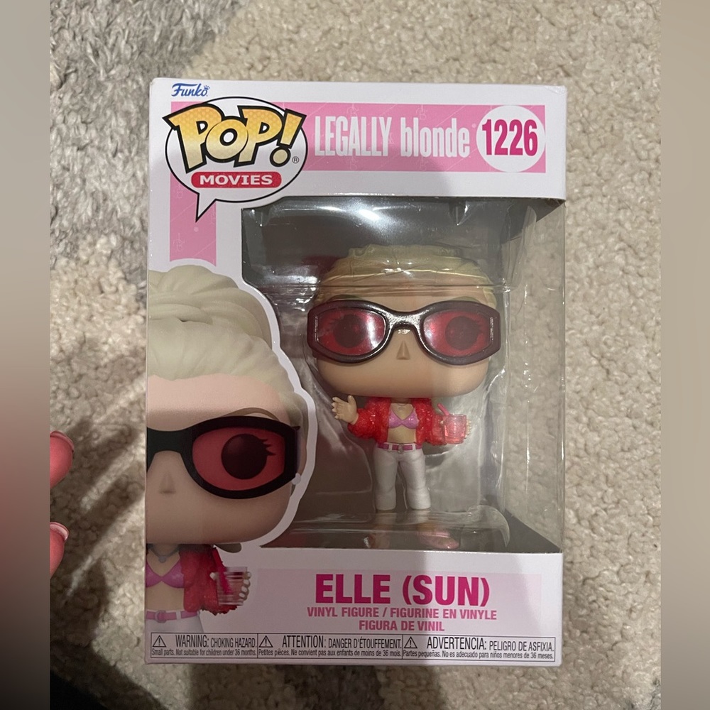 funko pop (legally blonde)